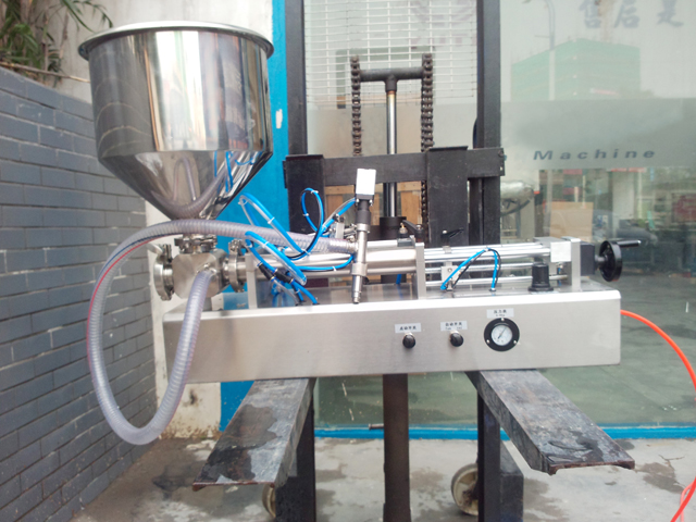 food sauce high viscosity liquid filling machine with handheld nozzles portable6